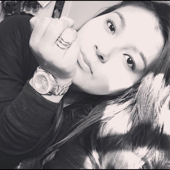 delmy1028